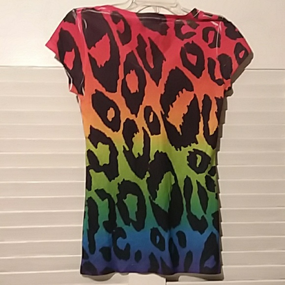 Love Rocks Top - Picture 2 of 4